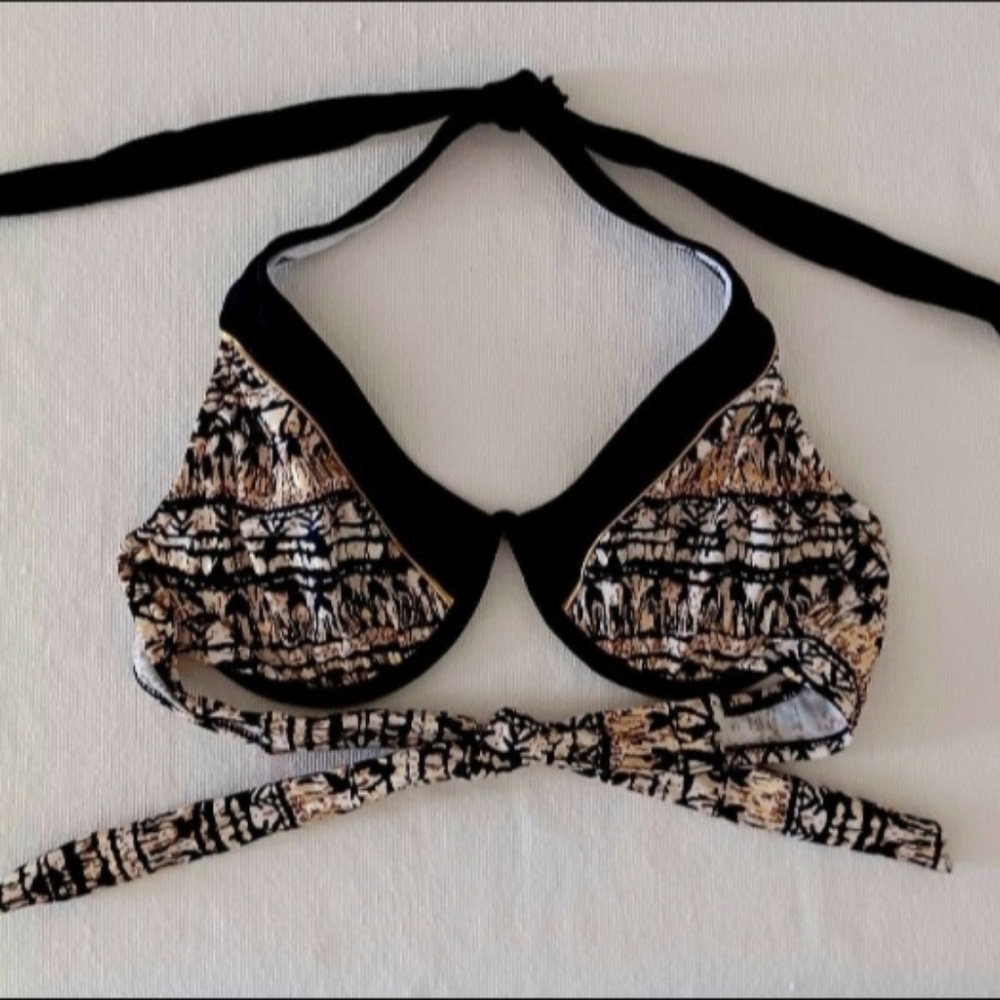 Venus Aztec Stripes Bikini Top, size 38D/40C